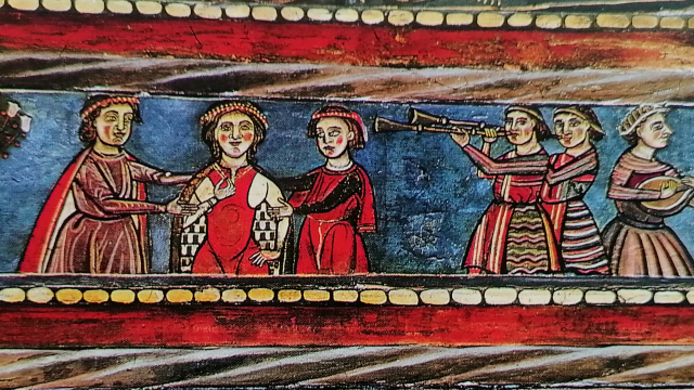 El día en que la Virgen de Mediavilla la conoció no fue un día cualquiera. La susodicha reina era guapa, alta, morena, inteligente, bondadosa y lista para la vida. Y, su novio era un rey muy apuesto.